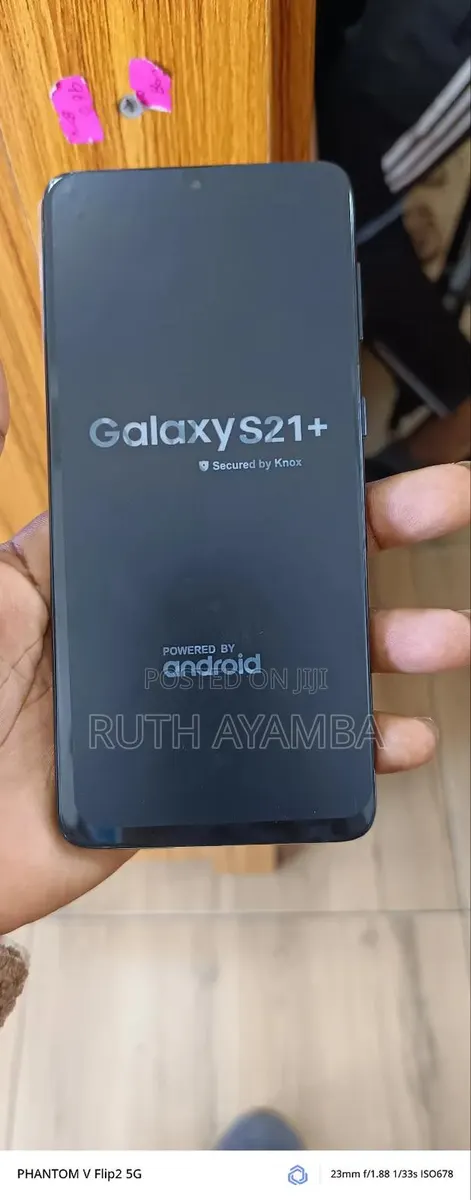 New Samsung Galaxy S21+ 5G 128 GB Black · Photo 1