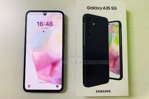 New Samsung Galaxy A35 256 GB White · Photo 1