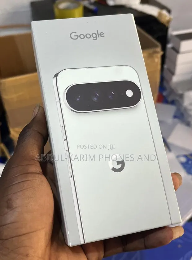 New Google Pixel 11 Pro XL 256 GB White · Photo 1
