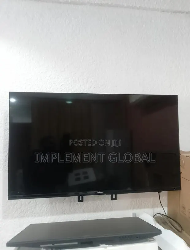 Caixun 43 Inch Smart TV - Faulty Screen · Photo 1