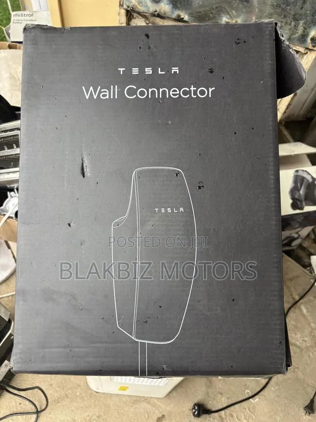 Tesla Gen 3 Wall Connector · Photo 1
