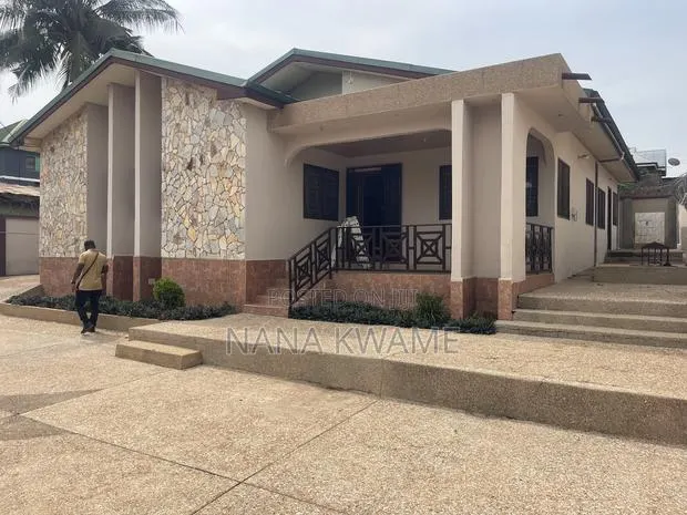 Furnished 4bdrm House in Richmoni Estate, Kumasi Metropolitan for sale · Photo 1