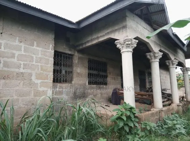 4bdrm House in Brother K Estate, Kumasi Metropolitan for sale · Photo 1