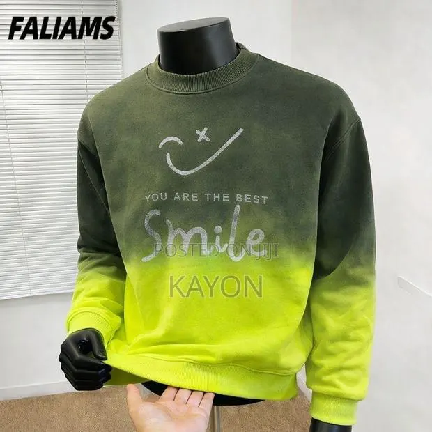 Round Neck Sweaters · Photo 1