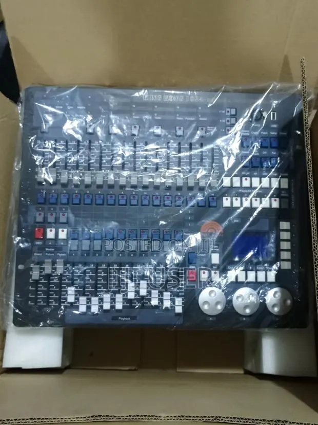 King Kong 1024 DMX Controller · Photo 1