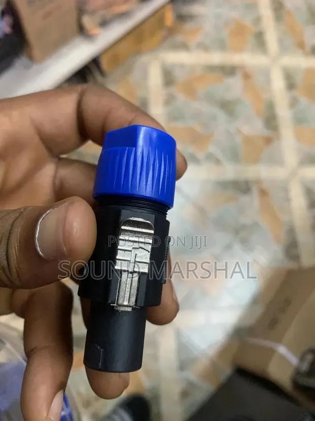 Speakon Connector · Photo 1