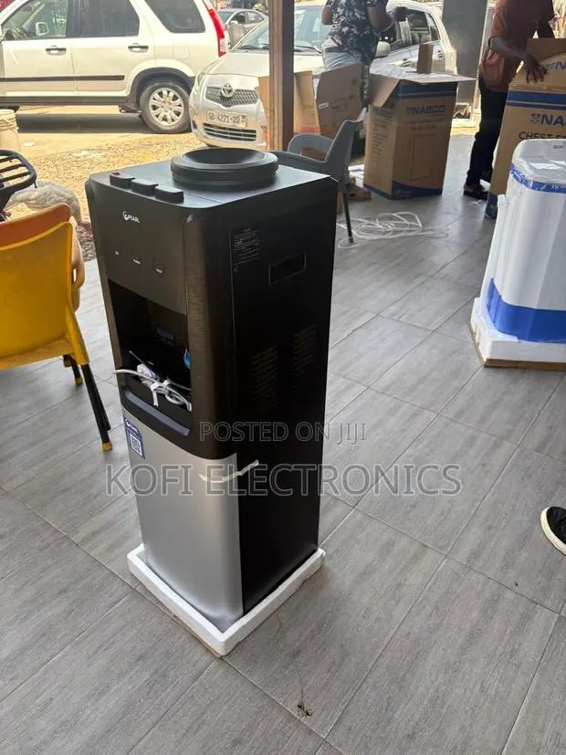 Pearl 3-Tray Water Dispenser Perfect for Home Office · Photo 1