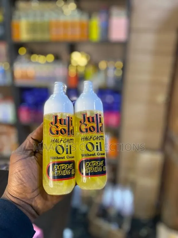 Juli Gold Halfcast Oil. · Photo 1