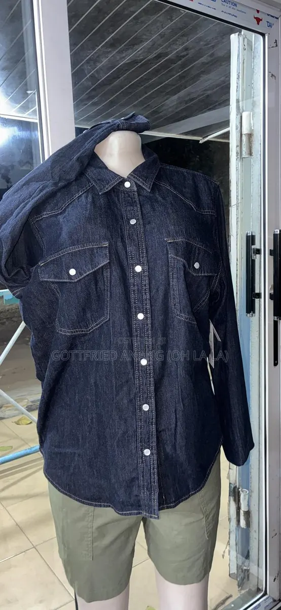 Tru Jeans Top Size 12-14 · Photo 1