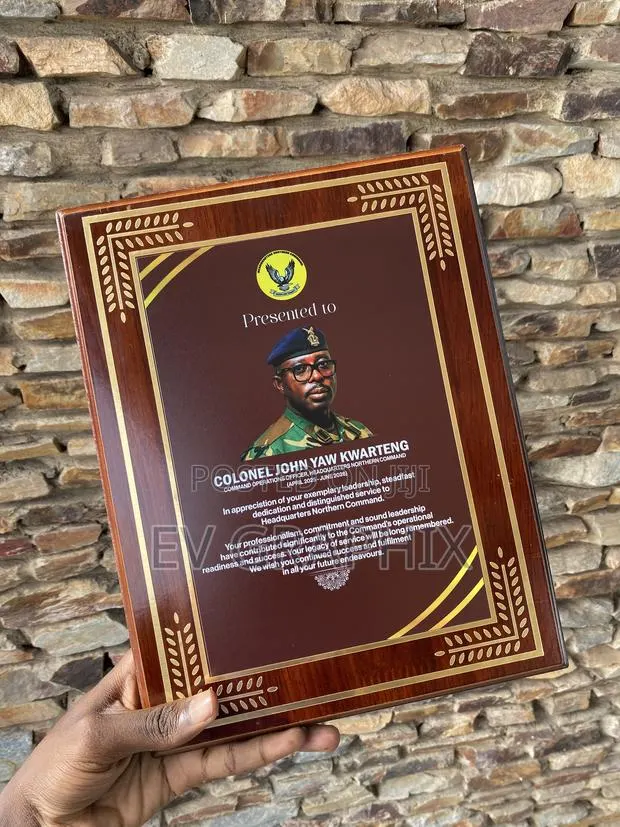 Wooden Plaque · Photo 1