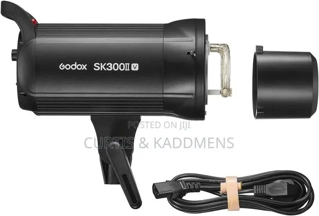 Godox Sk 300II v Strobe Light for Photography · Photo 1