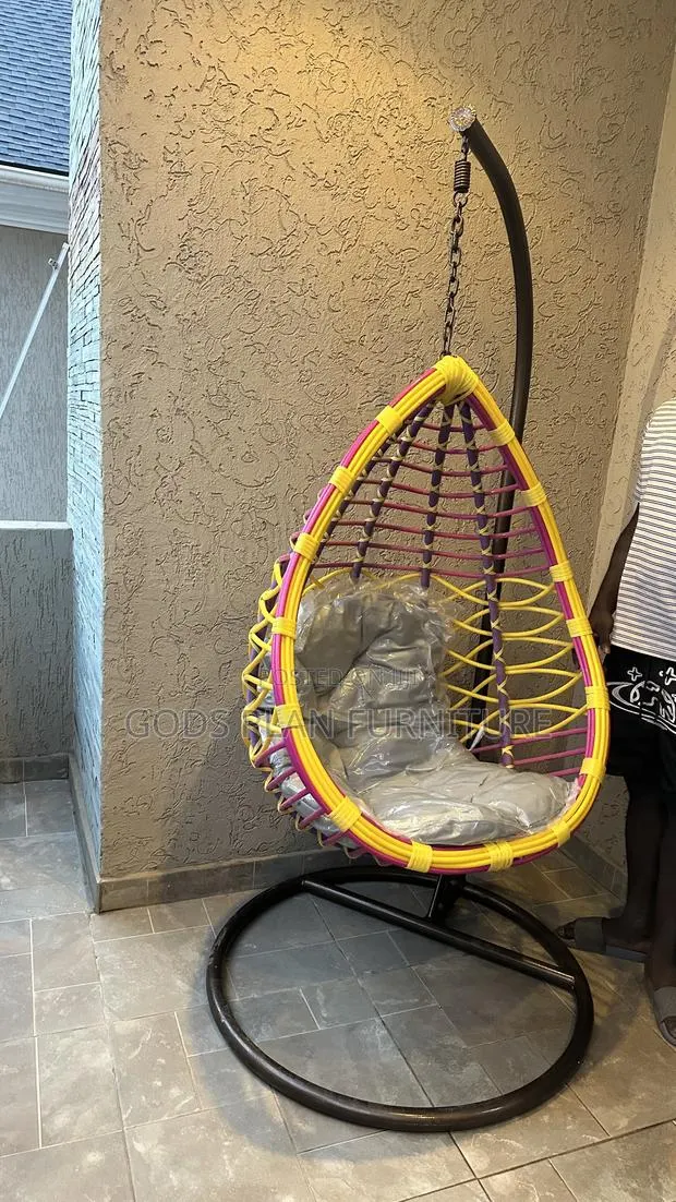 Rattan Hanging Swing Egg Chair · Photo 1