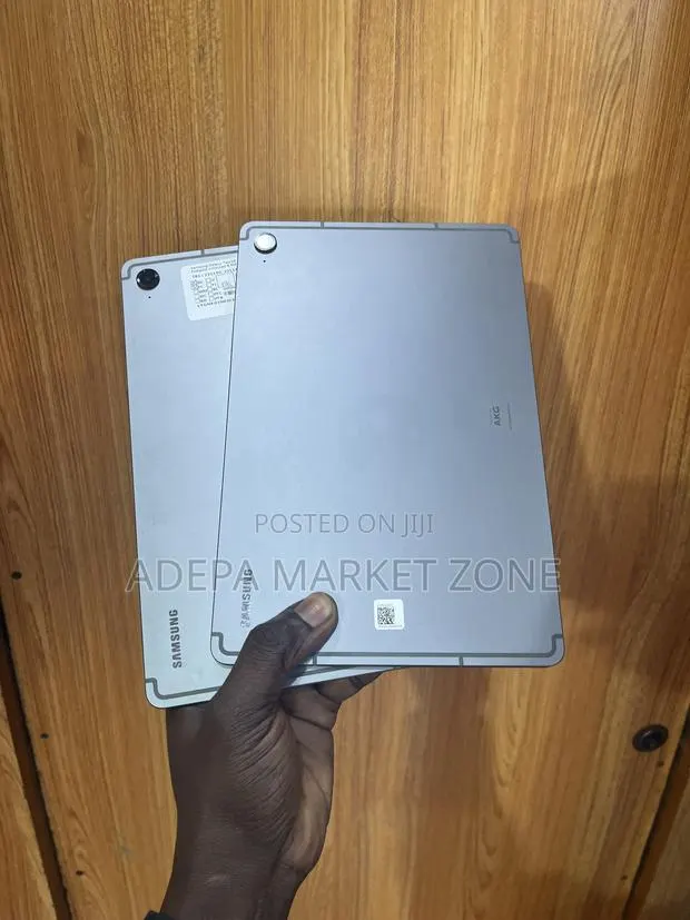 Samsung Galaxy Tab S9 FE 128 GB Gray · Photo 1