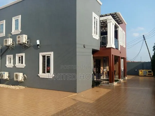 Furnished 6bdrm House in Adjiriganor for Sale · Photo 1