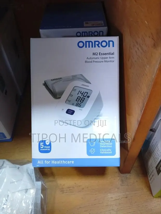Automatic Blood Pressure Monitor · Photo 1