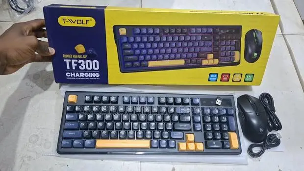Wireless Charging Gaming Keyboard and Mouse · Photo 1