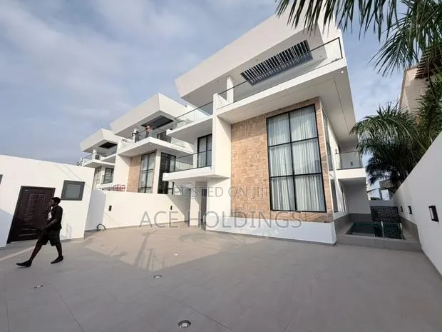 Furnished 5bdrm Mansion in East Legon Hills for sale · Photo 1