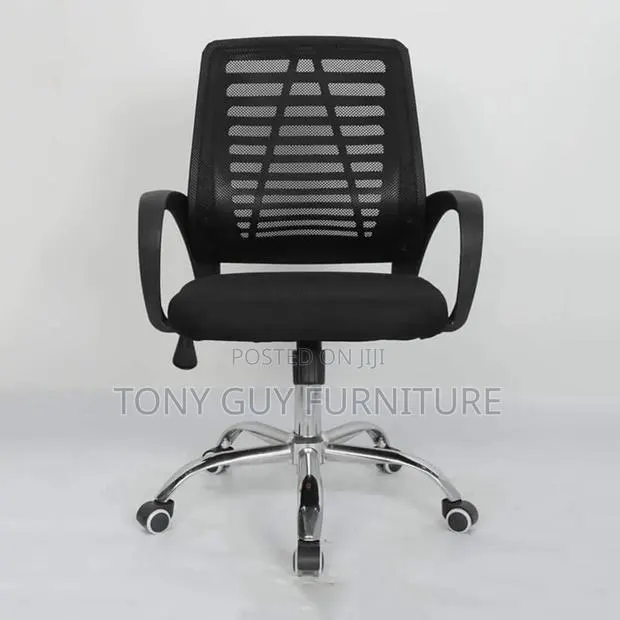 Chair With Wheels · Photo 1