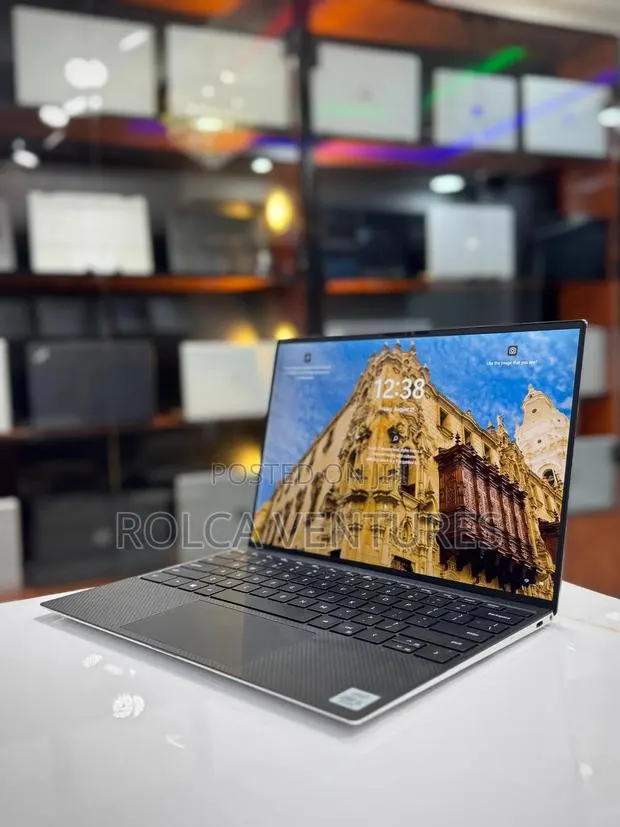 Laptop Dell XPS 13 9300 8GB Intel Core i5 SSD 256GB · Photo 1