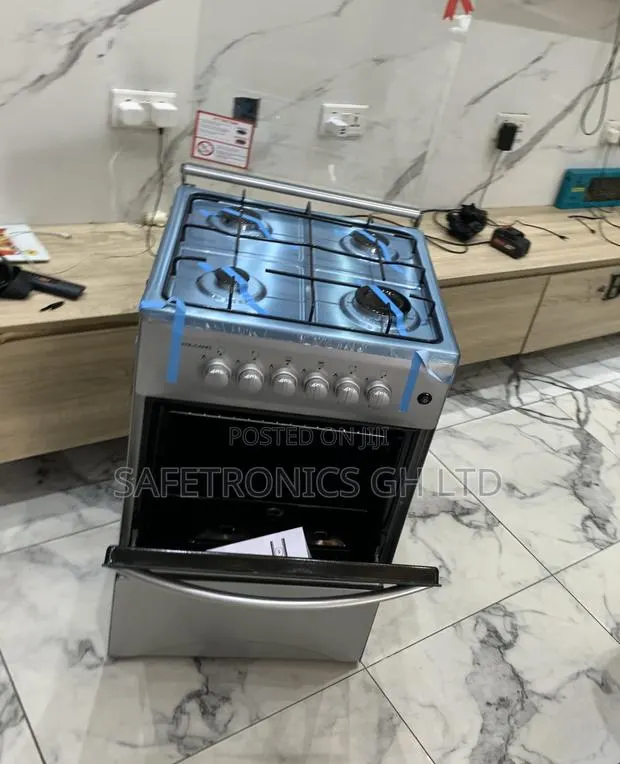 Check Out Volcano 50x50cm 4 Burner Automatic Gas Stove · Photo 1