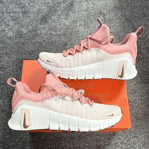 Nike Free Metcon 6 Pink/Beige/White/Black Trainers UK 8 EU 42.5 · Photo 1