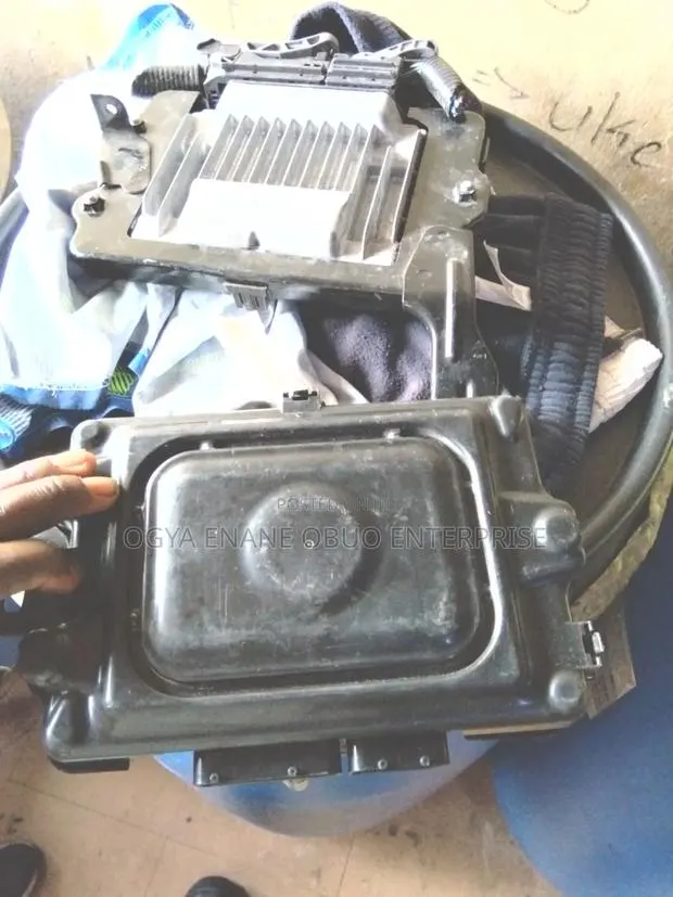 Honda Accord 2022 Control Board · Photo 1