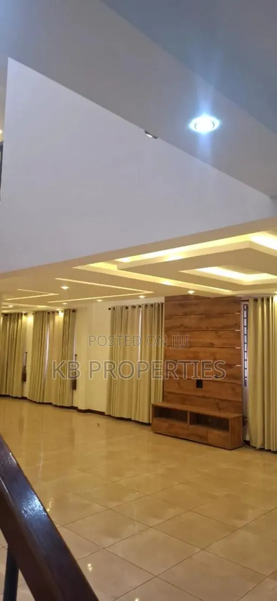 5bdrm Duplex in Kb Properties, Baatsona Total for rent · Photo 1