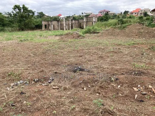Three Plots for Sale at Ahodwo to Trede Main Road. · Photo 1
