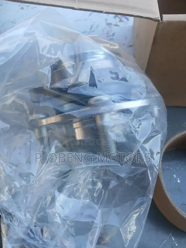 Nissan Rogue Brand New Hub · Photo 1