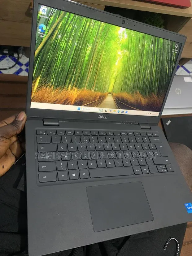 New Laptop Dell Latitude 3420 8GB Intel Core i5 SSD 256GB · Photo 1
