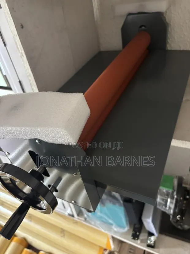 2 Feet Cold Lamination Machine · Photo 1