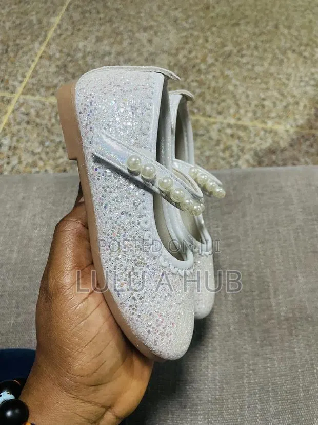 Children’S Shoes · Photo 3