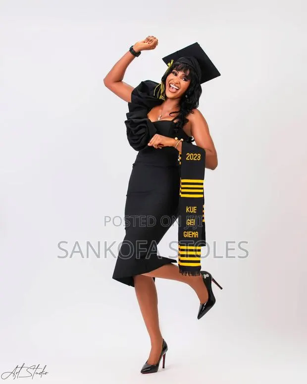 Handwoven Customize Graduation Sash · Photo 1