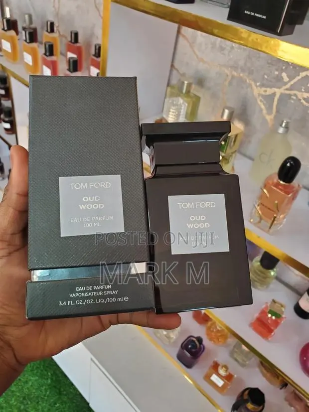 Tom Ford Oud Wood · Photo 1
