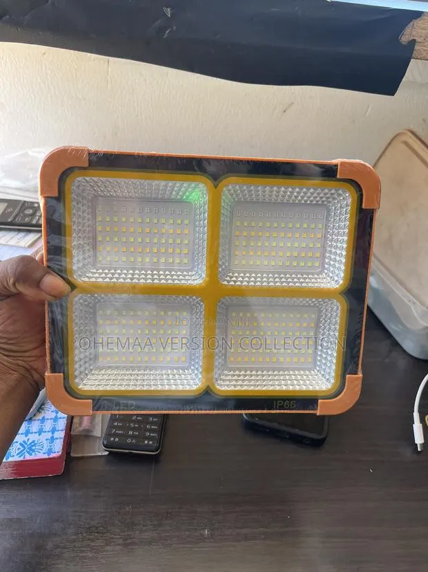 Solar LED Light · Photo 1