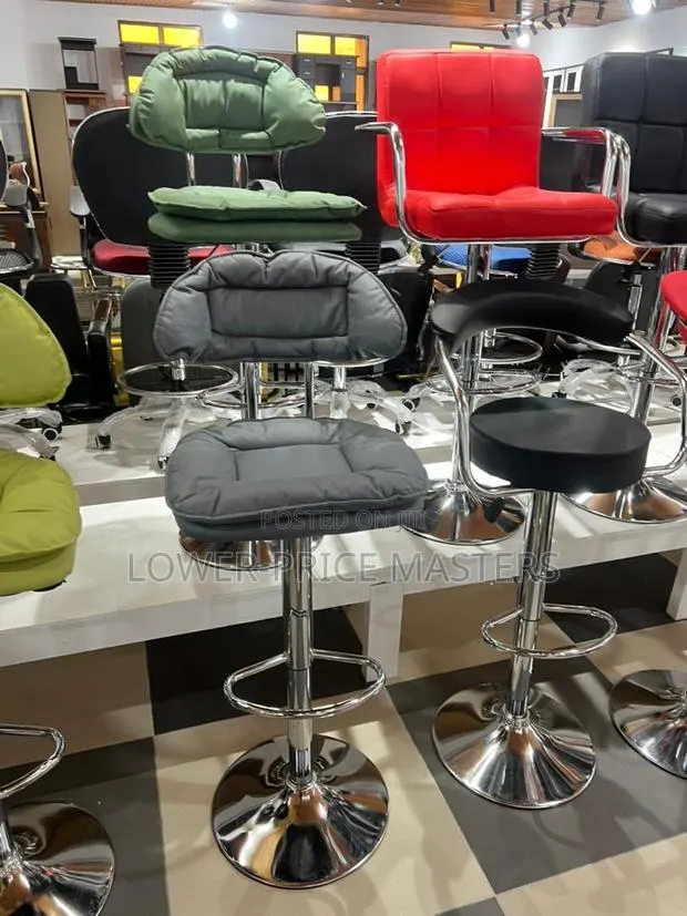 Modern Bar Chair · Photo 1