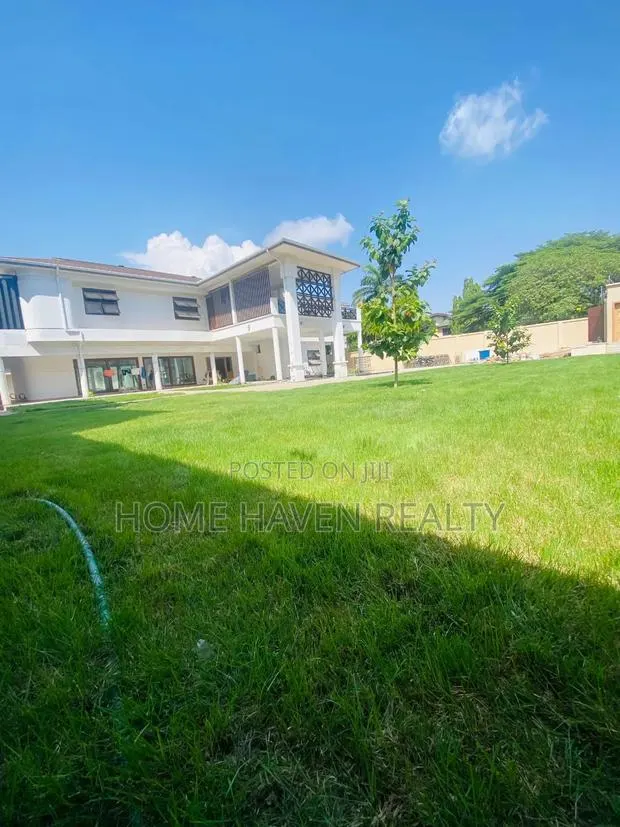 6bdrm House in Airport West for sale · Photo 1