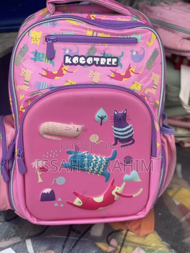 Second Hand School Bag · Photo 1