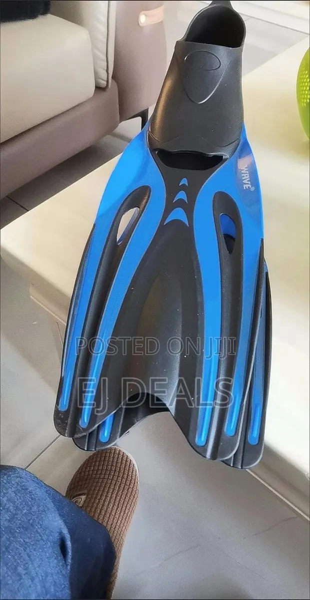 Swimming Fins Blue Size 45-46 · Photo 1
