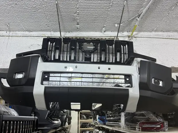 Complete Front Bumper Land Cruiser Prado 2022-2023-2024-2025 · Photo 1