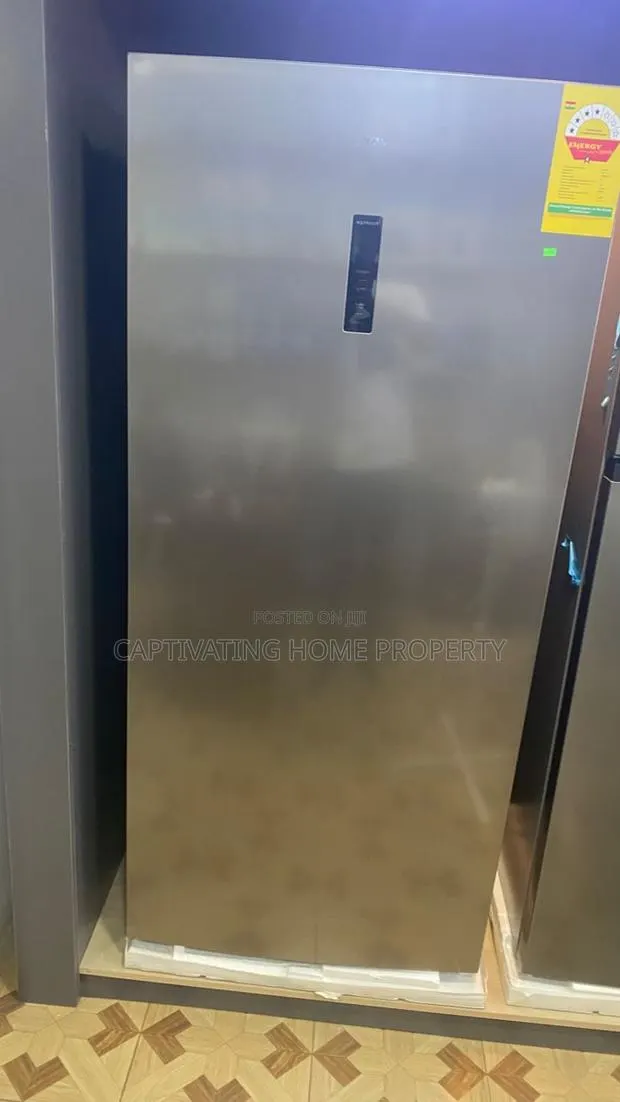 TCL Freezer · Photo 1