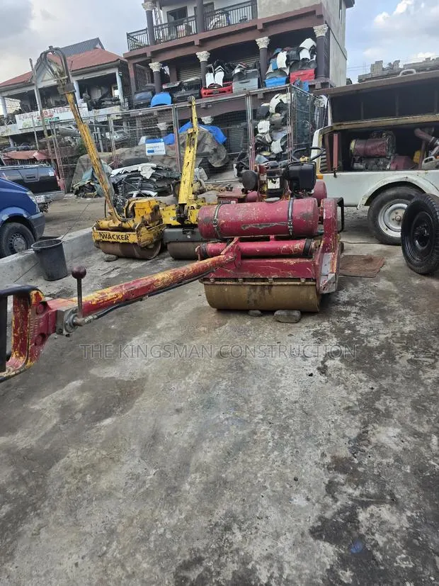 Roller Compactor for Rental · Photo 1
