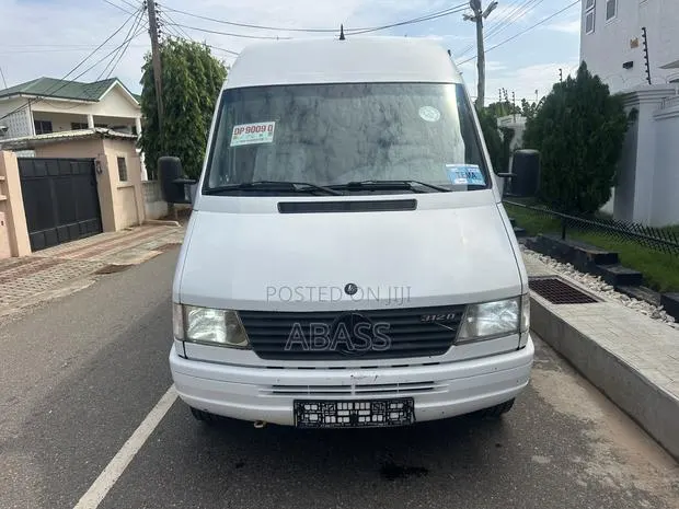 Mercedes-Benz Sprinter 2009 White