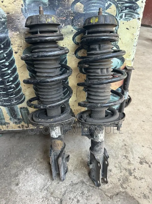 Hyundai Accent 2018 Front Shock · Photo 1