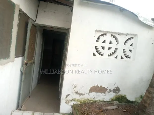 1bdrm House in Ecobank, Kotobabi, Spintex for rent · Photo 1