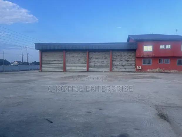 300 SQM Warehouse at Spintex Going for Rent · Photo 1