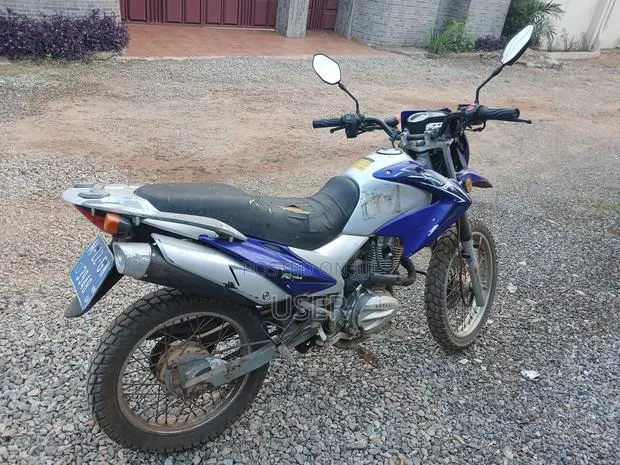 Royal Motorcycle 2022 Blue · Photo 2