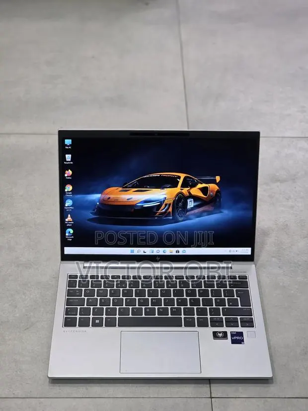 Laptop HP EliteBook 830 G9 16GB Intel Core i5 SSD 256GB · Photo 1