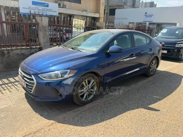 Hyundai Elantra Limited Sedan FWD (2.0L 4cyl 6A) 2017 Blue · Photo 1