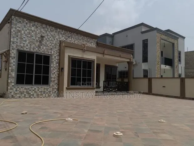3bdrm House in Ashaley Botwe for sale · Photo 1